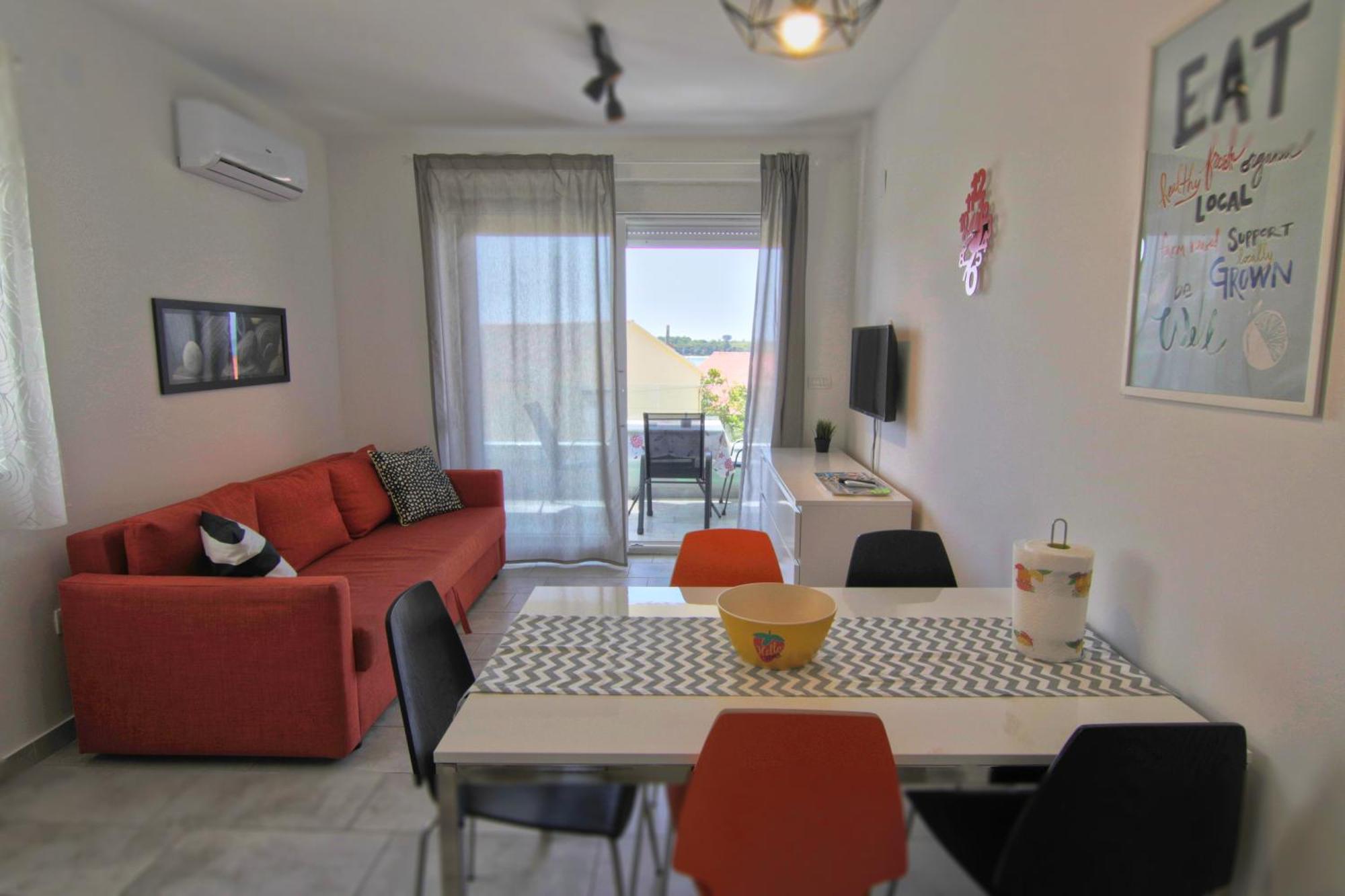 Apartments Luna Novalja Eksteriør bilde