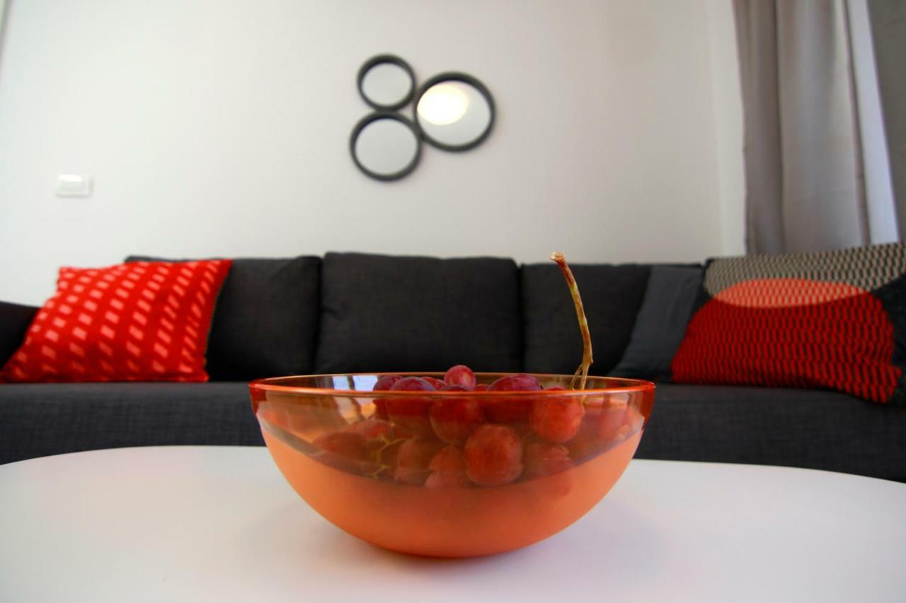Apartments Luna Novalja Eksteriør bilde